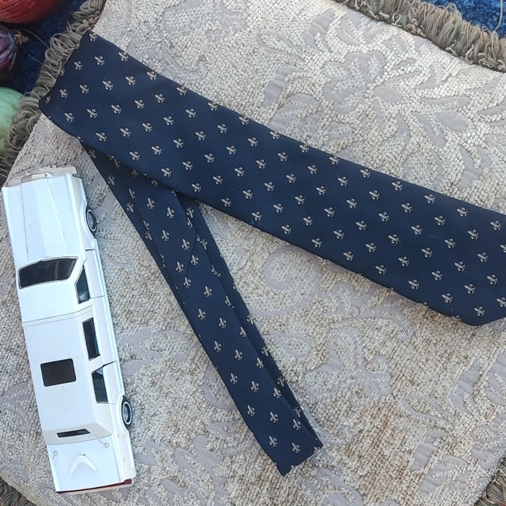 Blue Tie/gold - Picture 3 of 9